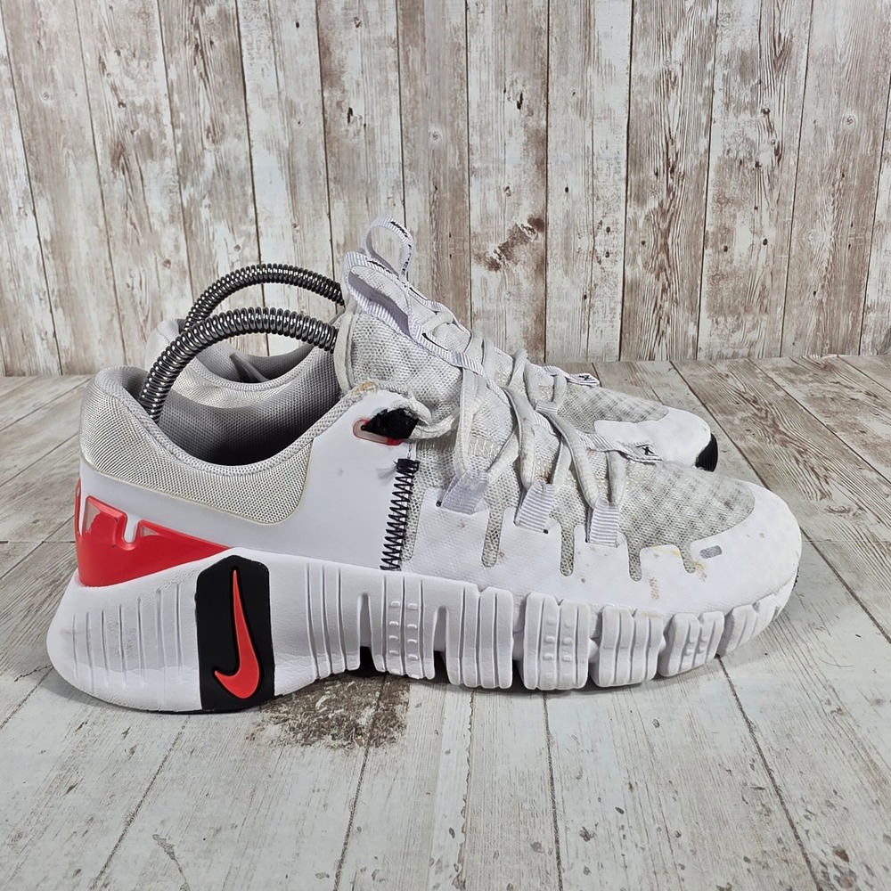 Nike Free Metcon 5 Mens Training Shoes White Bright Crimson DV3949-100 Size‎ 7